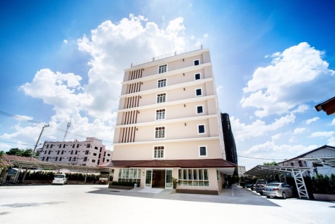 Накхонсаван: Отель P.A. Thani Hotel
