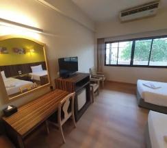 Номер Superior в Bunjongburi Hotel