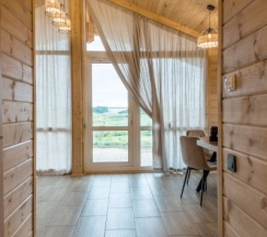 Лодж с одной спальней и террасой в Соты&Варенье