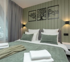 Двухэтажный дом с двумя спальнями в Люди в уюте