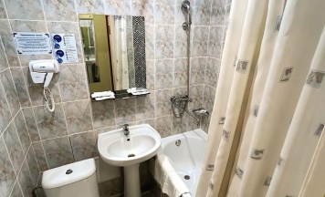 Номер стандарт с 2 односпальными кроватями в Турист
