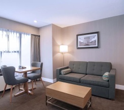 Люкс Standard в Sandman Signature Calgary Downtown Hotel