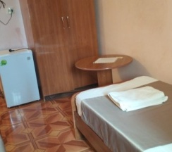 Трехместный Стандарт с балконом в Ангелина