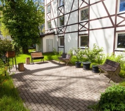 ТУССЕН в Plantage