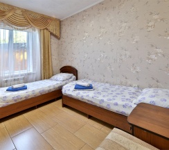 Двухместный стандарт с двумя раздельными кроватями в Черномор