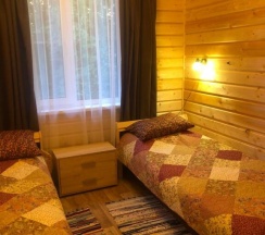 Четырёхместный коттедж с красивым видом из окна в Велия