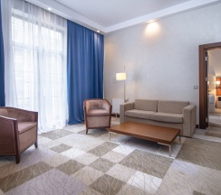 Superior Suite c двуспальной кроватью в Новотель Фит Красная Поляна