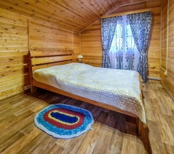 Коттедж с 3 комнатами в У Мишутки