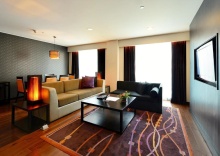 Люкс Premium c 1 комнатой в Radisson Suites Bangkok Sukhumvit