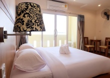 Номер Deluxe в D Hotel Pattaya