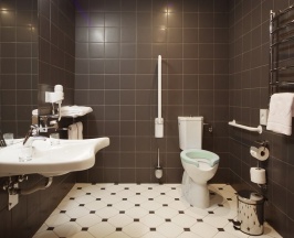 Стандартный номер для людей с ограниченными возможностями в Tulip Inn 3*