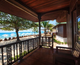 Бунгало рядом с пляжем в Lamai Coconut Beach Resort