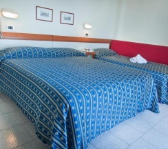 Трёхместный номер Standard в Hotel Melita