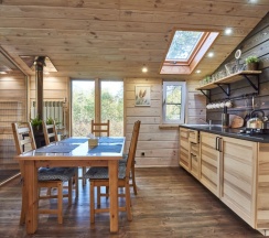 Шале с двумя спальнями в Kamchatka forest lodge