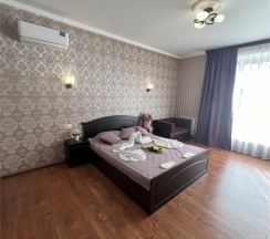 Трехместный улучшенный полулюкс с террасой в Anastasia