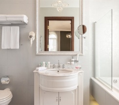 ВИЛЛА ЛАЗУРНАЯ в Ostrova