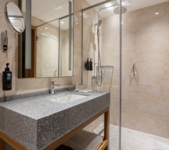Двухместный номер Standard 2 отдельные кровати в Отель Ramada Encore by Wyndham Tashkent