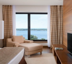 Номер люкс президентский в HolidayHall