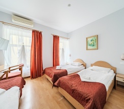 Семейная комната в Октавиана