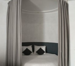 Номер люкс MANGO в Notte Place