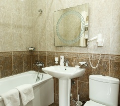 полулюкс в Европа