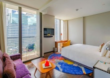 Четырёхместный номер Premium в Hotel Indigo Bangkok Wireless Road, an IHG Hotel