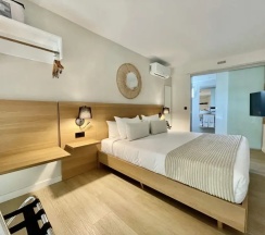 Двухместный номер Deluxe (двуспальная кровать) в Hotel emblemático Hi Suites