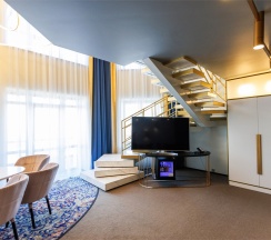 Номер Suite Amur с двуспальной кроватью в Mercure