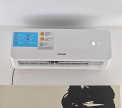 Двухместный номер Standard с балконом и с красивым видом из окна (двуспальная кровать) в Квартира Калина проспект Победы 49