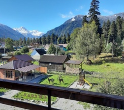 Двухкомнатные апартаменты с собственной кухней и балконом в Вилла Лиза