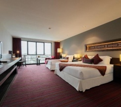 Двухместный семейный номер Standard 2 отдельные кровати в A-One Bangkok Hotel
