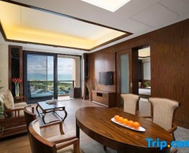 Люкс Deluxe с видом на море в Jinghai Hotel & Resort