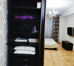 М.Горького 85Б. 1-комн.кв., 10-этаж, 125 в АнтиОтель