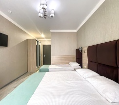 Корпус Сильвер Стандарт Плюс в Family Pride Inn Прайд