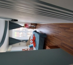 2-3 местный фасад с балконом в Прага