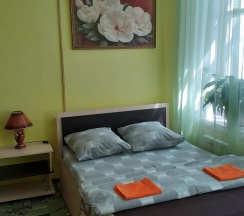 семейный  в День и Ночь