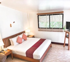Люкс Tree Top c 1 комнатой в Birds and Bees Resort