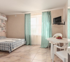 Двухместный номер Standard рядом с пляжем двуспальная кровать в Моряк