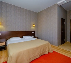 Стандарт с большой кроватью в Avangard Hotel