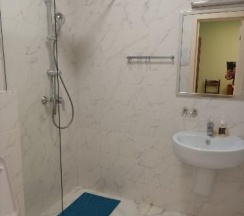 Номер полулюкс с 2 односпальными кроватями Корпус 1 в Вишневая Поляна
