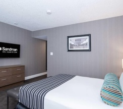 Двухместный номер Standard двуспальная кровать в Sandman Signature Calgary Downtown Hotel