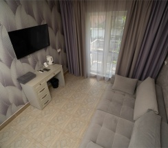 Люкс двухуровневый в Мореин