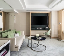 Двухместный люкс Mayfair двуспальная кровать в Four Seasons Hotel London at Park Lane