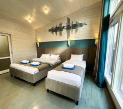 Трёхместный номер Standard с красивым видом из окна в Manresa family resort