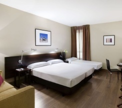 Трёхместный номер в Hotel Cortezo