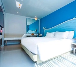 Четырёхместный номер Deluxe с видом на океан в Centara Sonrisa Residences & Suites Sriracha