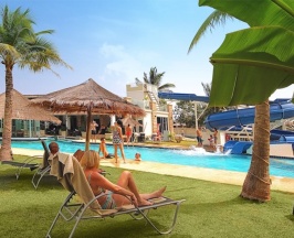 Вилла Deluxe с видом на горы в Отель The Oriental Beach Pearl