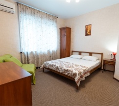 Комфорт двухкомнатный с кухней в Уютный Дом