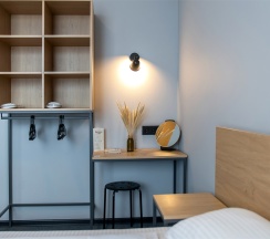 2-местный номер с собственной ванной комнатой в Friday center