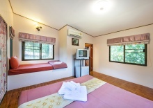 Вилла с 2 комнатами в Greenview Resort